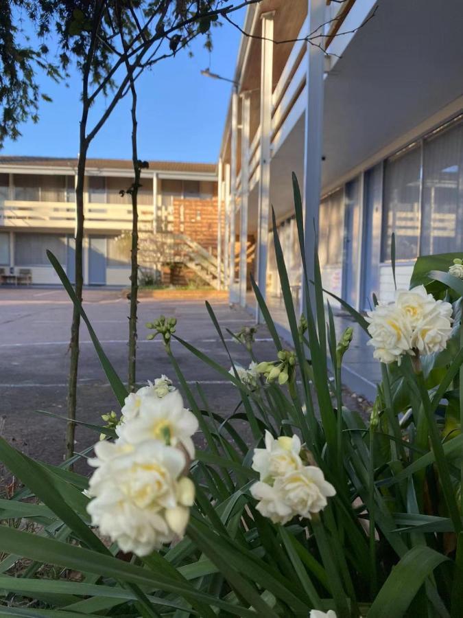 Gateway Motor Inn Narrandera Exterior photo