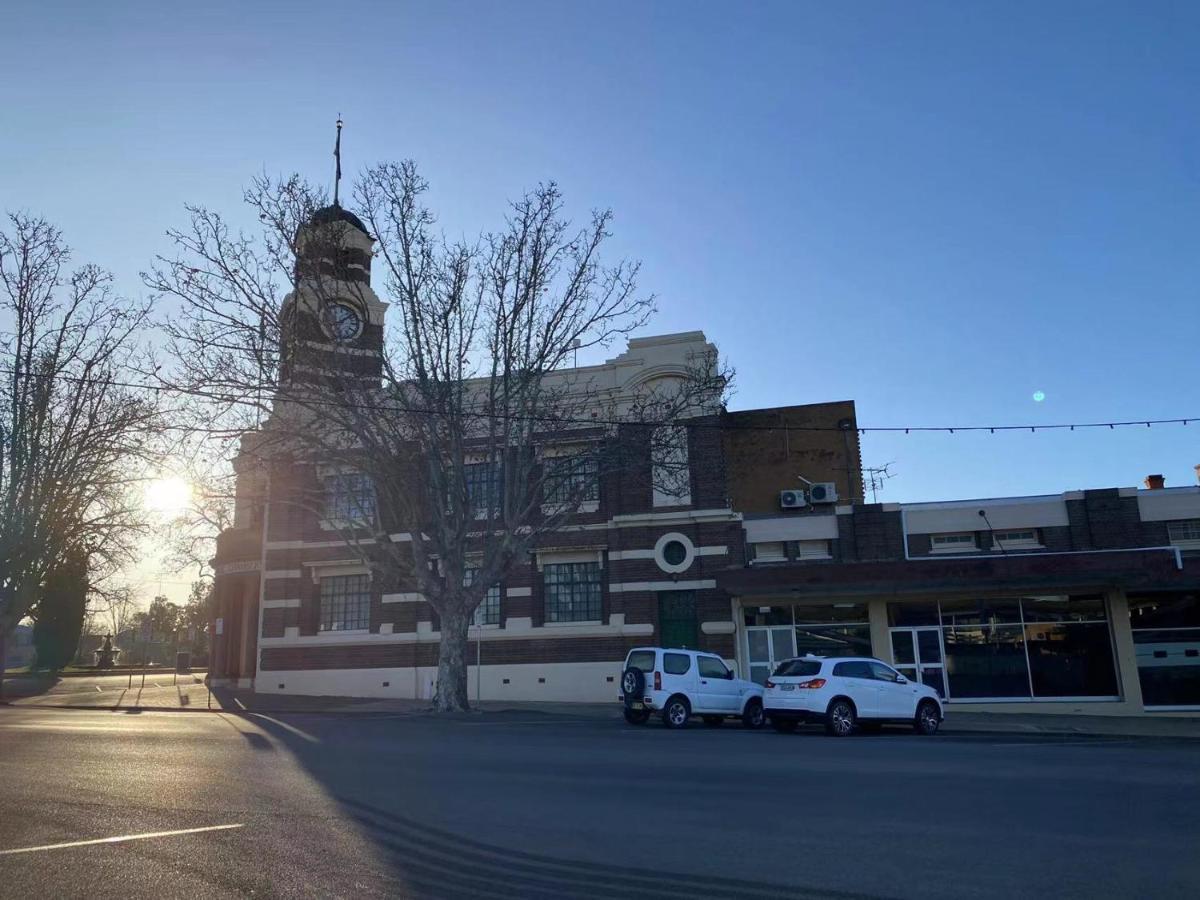 Gateway Motor Inn Narrandera Exterior photo