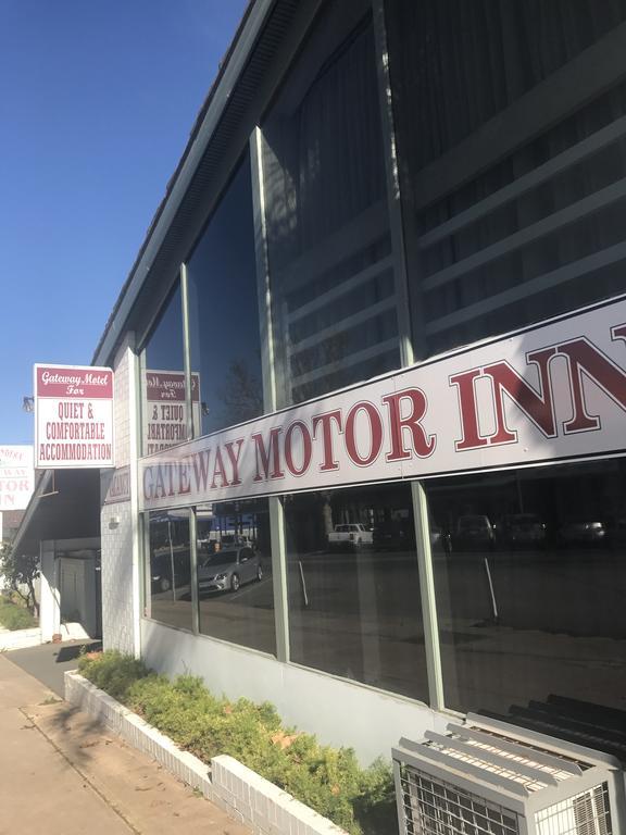 Gateway Motor Inn Narrandera Exterior photo